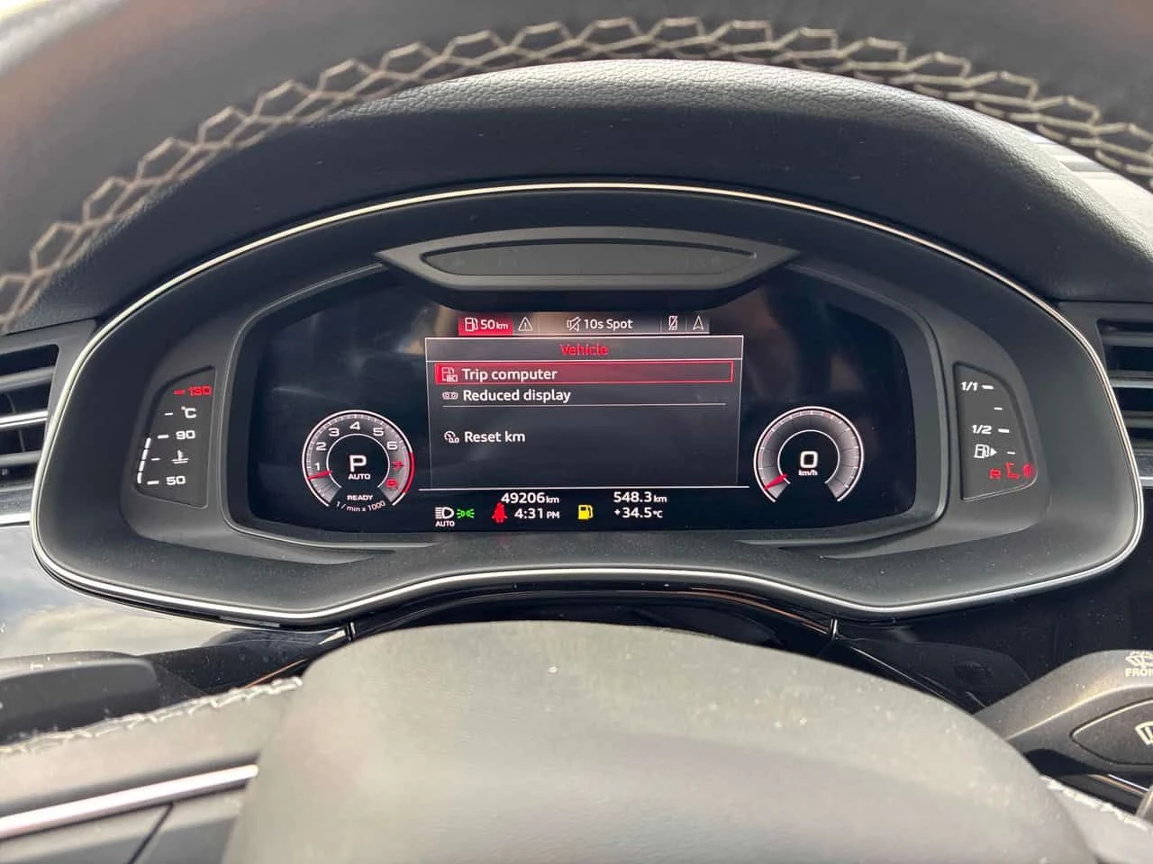 Audi Q8 Progressiv  CARFAX, снимка 8 - Автомобили и джипове - 54812185