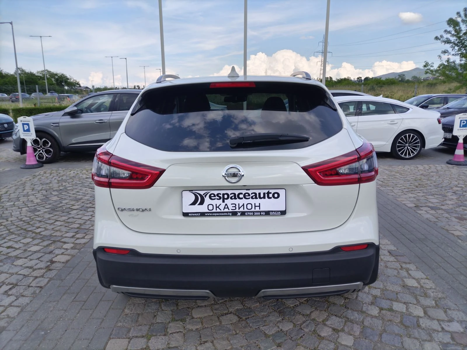 Nissan Qashqai 1.6 dCi/130к.с./CVT/TEKNA, снимка 5 - Автомобили и джипове - 54843446