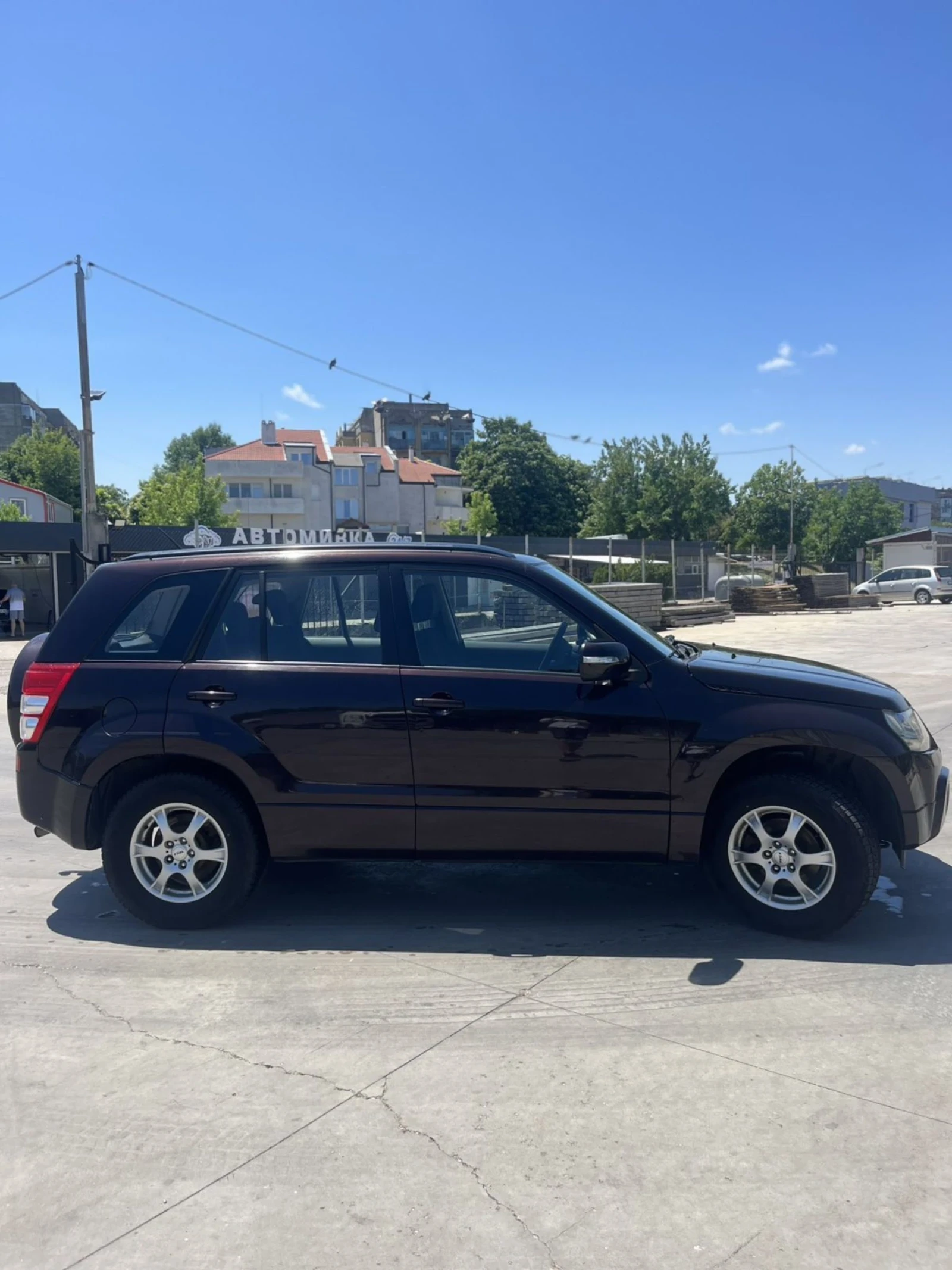 Suzuki Grand vitara 2.0, снимка 3 - Автомобили и джипове - 55239701