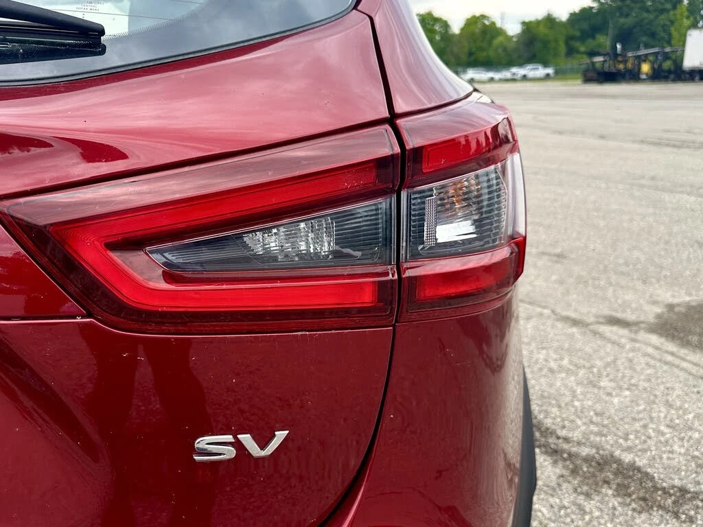 Nissan Qashqai SV* ПОДГРЕВ* КАМЕРА* М.ТОЧКА* KEYLESS* , снимка 6 - Автомобили и джипове - 55433318