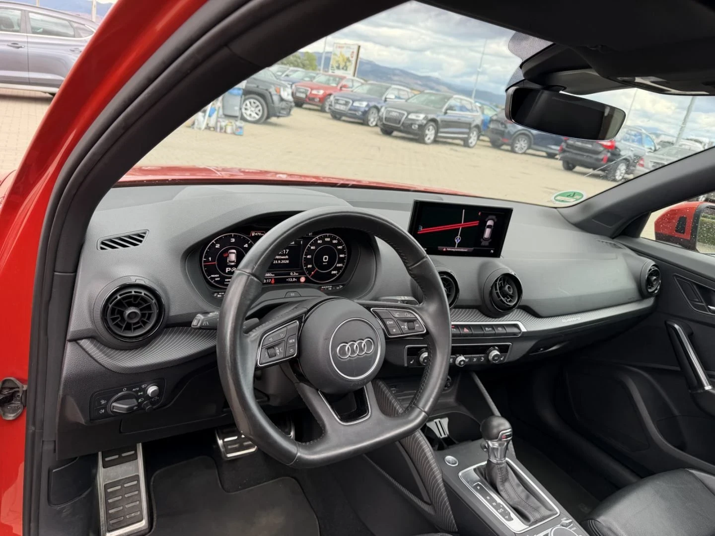 Audi Q2 2.0TDI/190КС/4Х4/FULL/ОЧАКВАН ВНОС, снимка 11 - Автомобили и джипове - 56219709