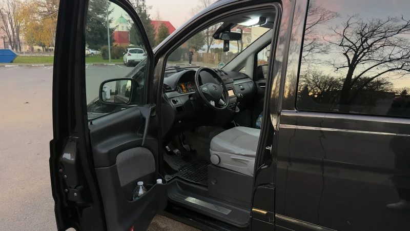Mercedes-Benz Viano 2.2CDI LONG, снимка 5 - Бусове и автобуси - 52792148