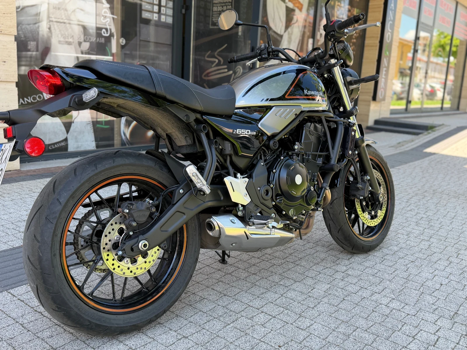 Kawasaki Z 650RS/ Cafe racer, снимка 3 - Мотоциклети и мототехника - 55082570