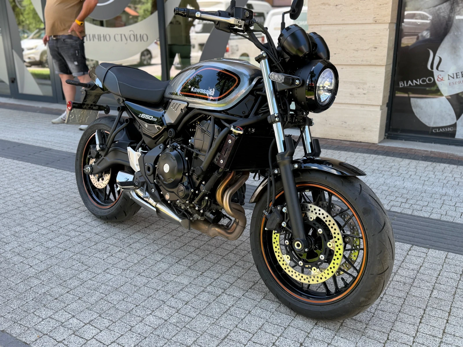 Kawasaki Z 650RS/ Cafe racer