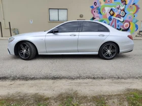 Mercedes-Benz E 43 AMG ДИСТРОНИК * ОБДУХВАНЕ * ПАНОРАМА * 360 * BURMESTER, снимка 2