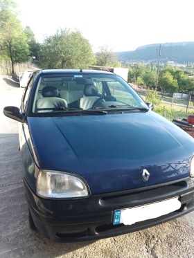 Обява за продажба на Renault Clio 1.2i ~1 200 лв. - изображение 1