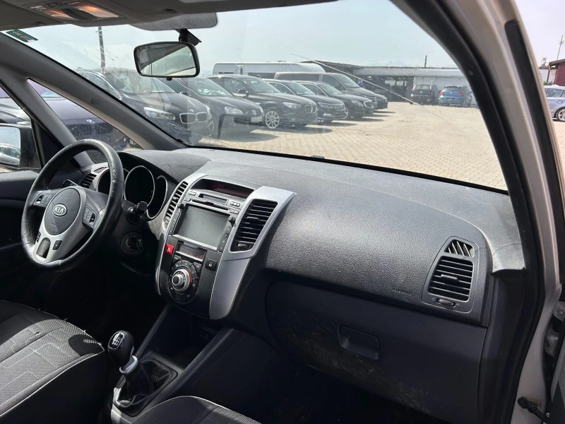 Kia Venga 1.4D PANORAMA EURO 5 ЛИЗИНГ, снимка 10 - Автомобили и джипове - 46144686