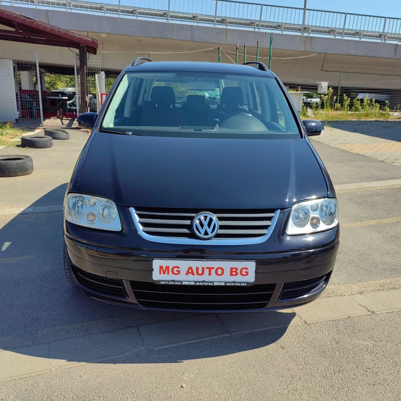 VW Touran 2.0i БЕНЗИН/МЕТАН, снимка 2 - Автомобили и джипове - 46895486