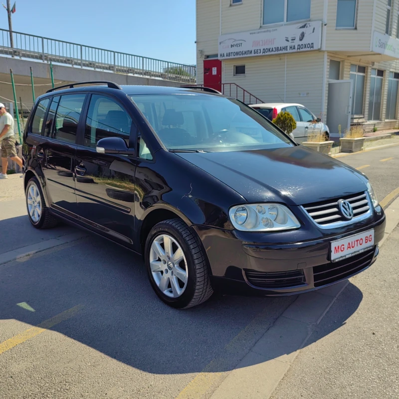 VW Touran 2.0i БЕНЗИН/МЕТАН, снимка 3 - Автомобили и джипове - 46895486