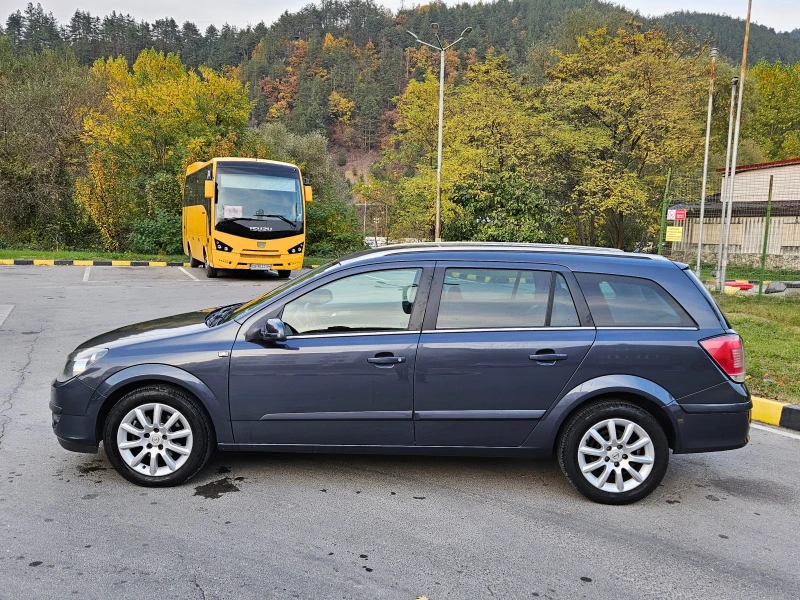 Opel Astra 1.6 Cosmo/Koja/Klima/Sport, снимка 4 - Автомобили и джипове - 47782304