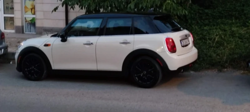 Mini Cooper 1.5 136hp Automatic, снимка 4 - Автомобили и джипове - 47851606