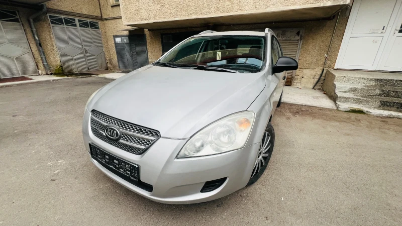 Kia Ceed 1.6d 2008, снимка 7 - Автомобили и джипове - 48939415