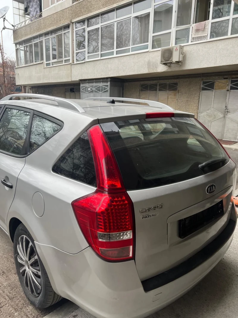 Kia Ceed 1.6d 2008, снимка 4 - Автомобили и джипове - 48939415