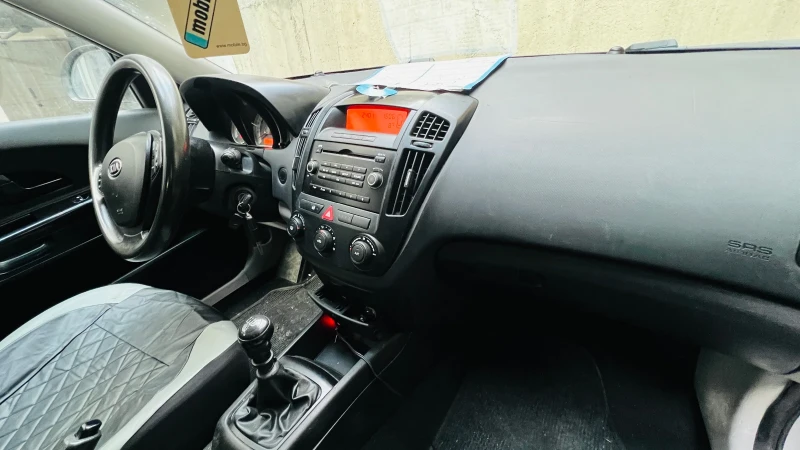 Kia Ceed 1.6d 2008, снимка 10 - Автомобили и джипове - 48939415