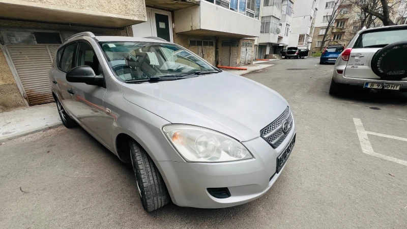 Kia Ceed 1.6d 2008, снимка 6 - Автомобили и джипове - 48939415