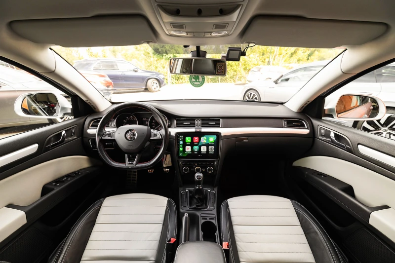 Skoda Superb 320кс* 4х4* СЕРВИЗНА ИСТОРИЯ* , снимка 9 - Автомобили и джипове - 51679064