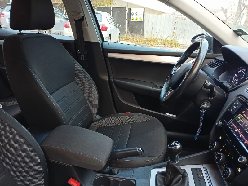 Skoda Octavia N1, снимка 12 - Автомобили и джипове - 52528304