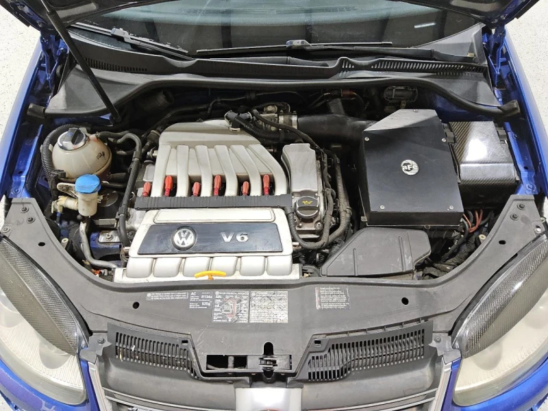 VW Golf R32 V6 AWD, снимка 11 - Автомобили и джипове - 52653718