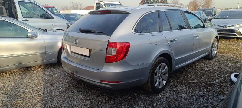 Skoda Superb 1.6 TDI 105k.c , снимка 5 - Автомобили и джипове - 52831901