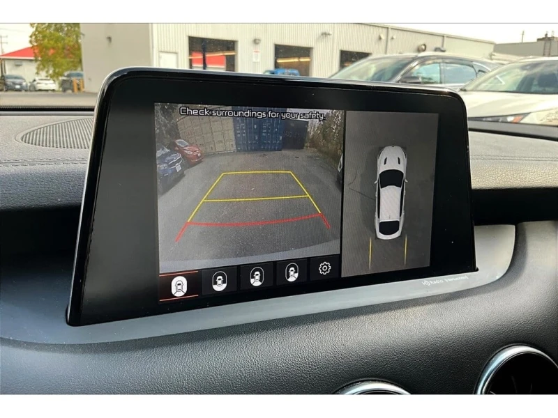 Kia Stinger * GT2 * CARFAX * ЦЕНА ДО БГ, снимка 14 - Автомобили и джипове - 52931239