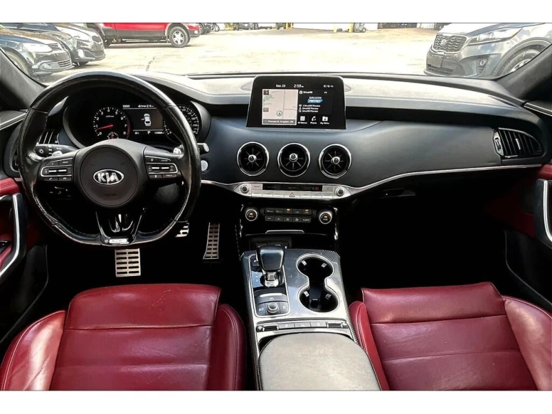 Kia Stinger * GT2 * CARFAX * ЦЕНА ДО БГ, снимка 7 - Автомобили и джипове - 52931239