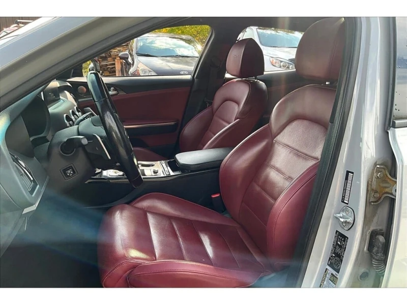 Kia Stinger * GT2 * CARFAX * ЦЕНА ДО БГ, снимка 4 - Автомобили и джипове - 52931239