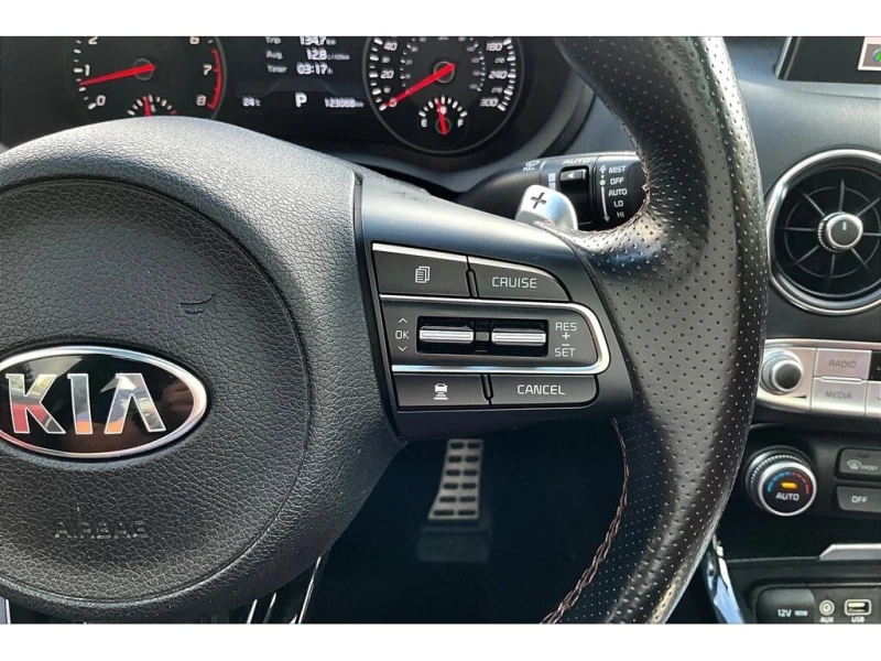 Kia Stinger * GT2 * CARFAX * ЦЕНА ДО БГ, снимка 10 - Автомобили и джипове - 52931239