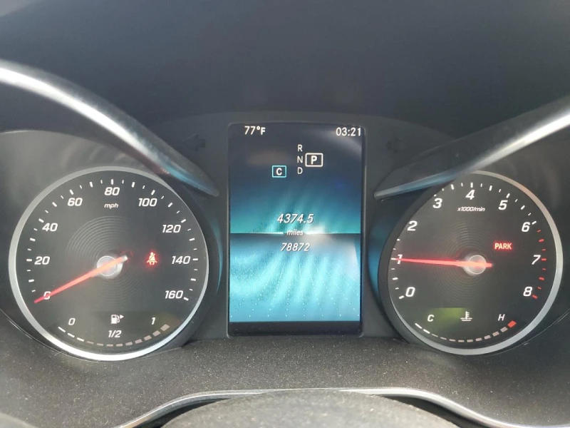 Mercedes-Benz C 300 4MATIC KEYLESS-GO/AMG-PACK/CarPlay/PODGREV/NAVI, снимка 9 - Автомобили и джипове - 52956472