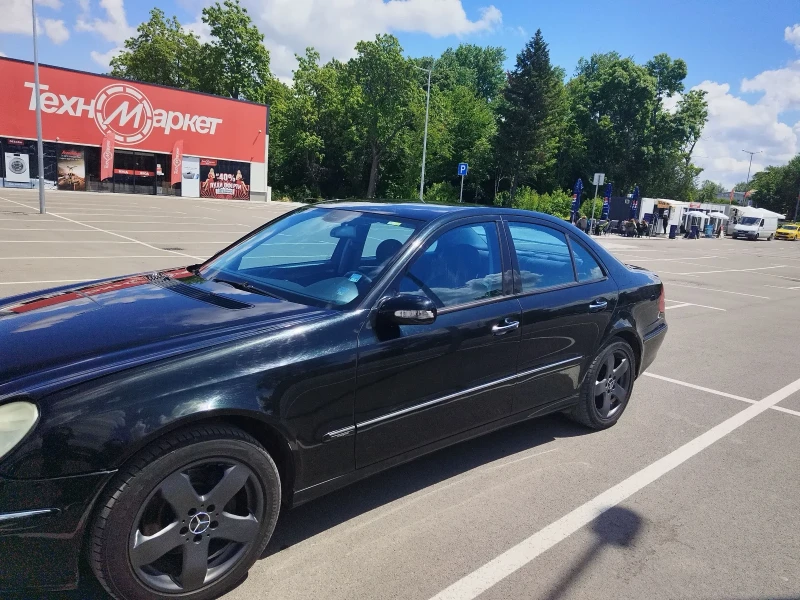 Mercedes-Benz E 320, снимка 3 - Автомобили и джипове - 53058614