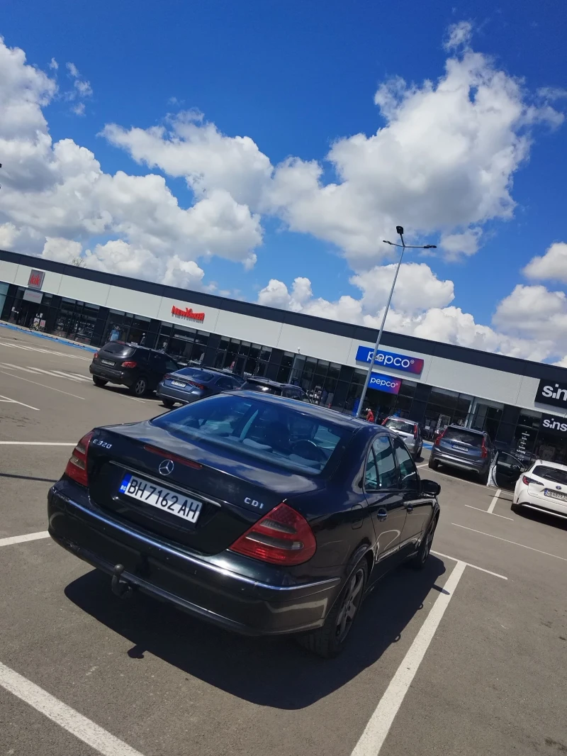 Mercedes-Benz E 320, снимка 2 - Автомобили и джипове - 53058614