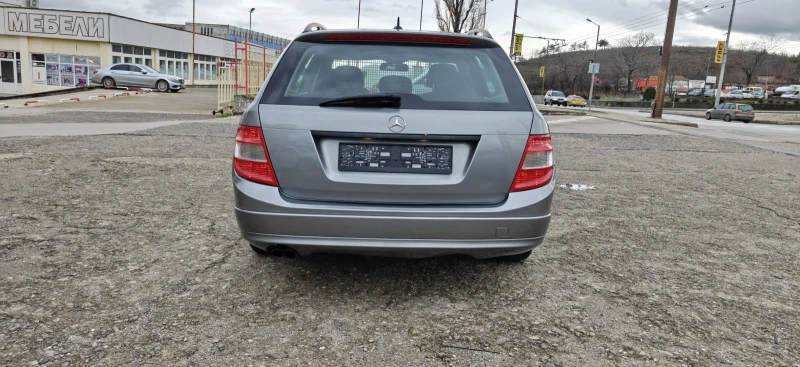 Mercedes-Benz C 220 2.2D-11гАвтомат, снимка 6 - Автомобили и джипове - 53287487