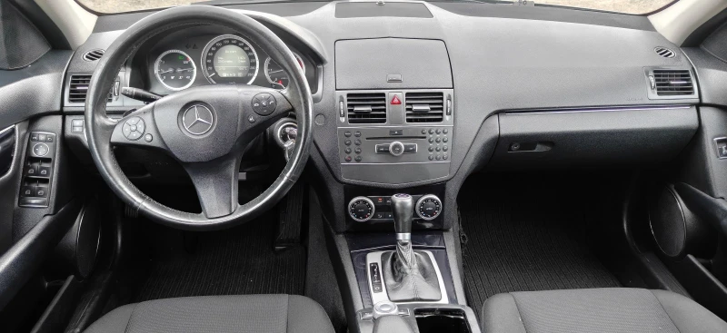 Mercedes-Benz C 220 2.2D-11гАвтомат, снимка 13 - Автомобили и джипове - 53287487