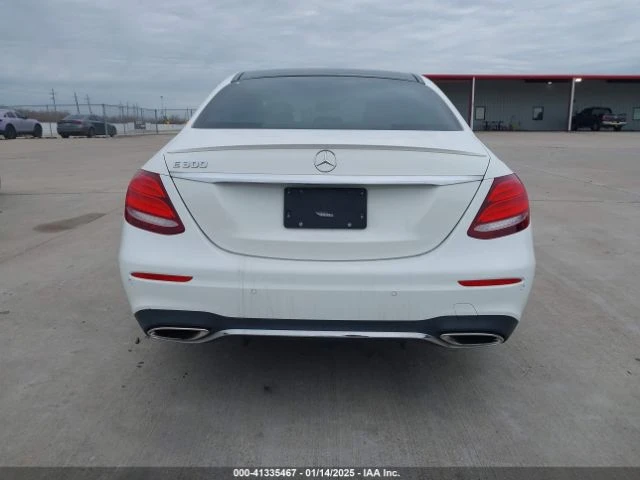 Mercedes-Benz E 300 * Без Аналог* , снимка 8 - Автомобили и джипове - 48705259