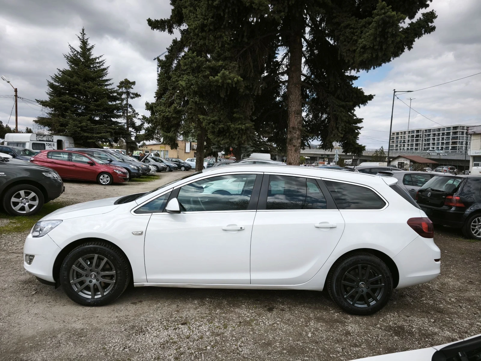 Opel Astra 1.7CDTI-COSMO - изображение 2