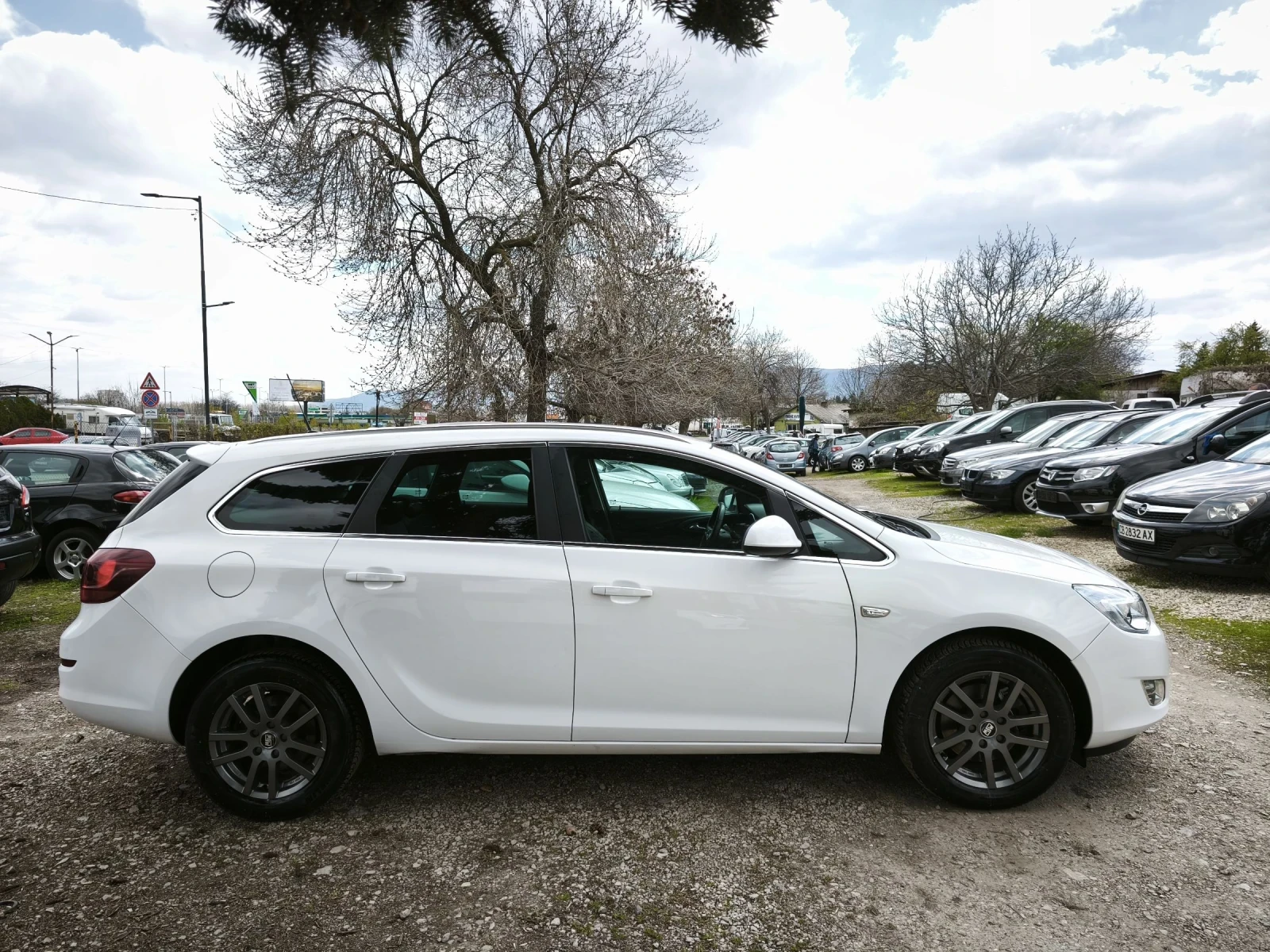 Opel Astra 1.7CDTI-COSMO - изображение 5