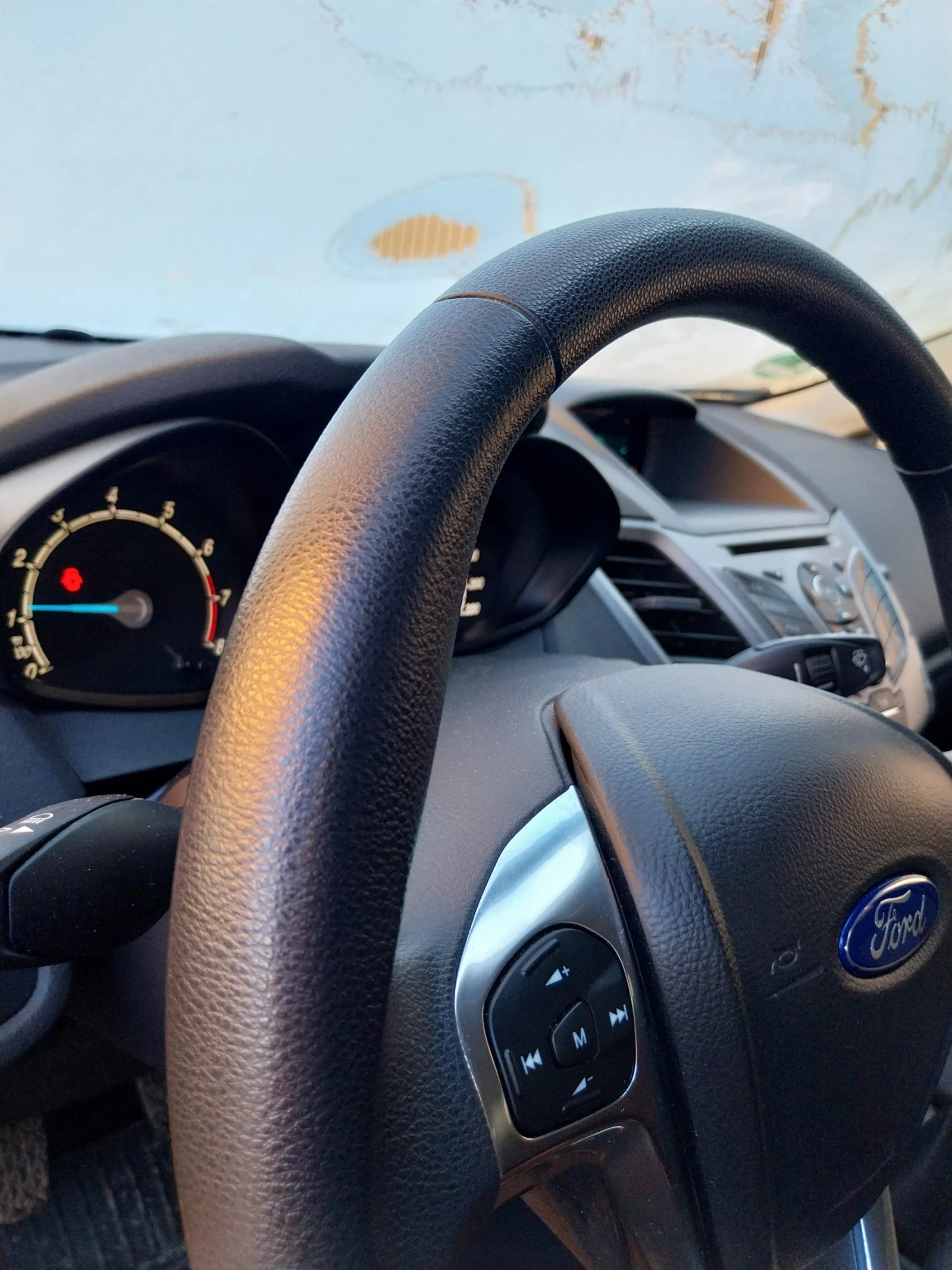 Ford Fiesta 48 672 km - изображение 10