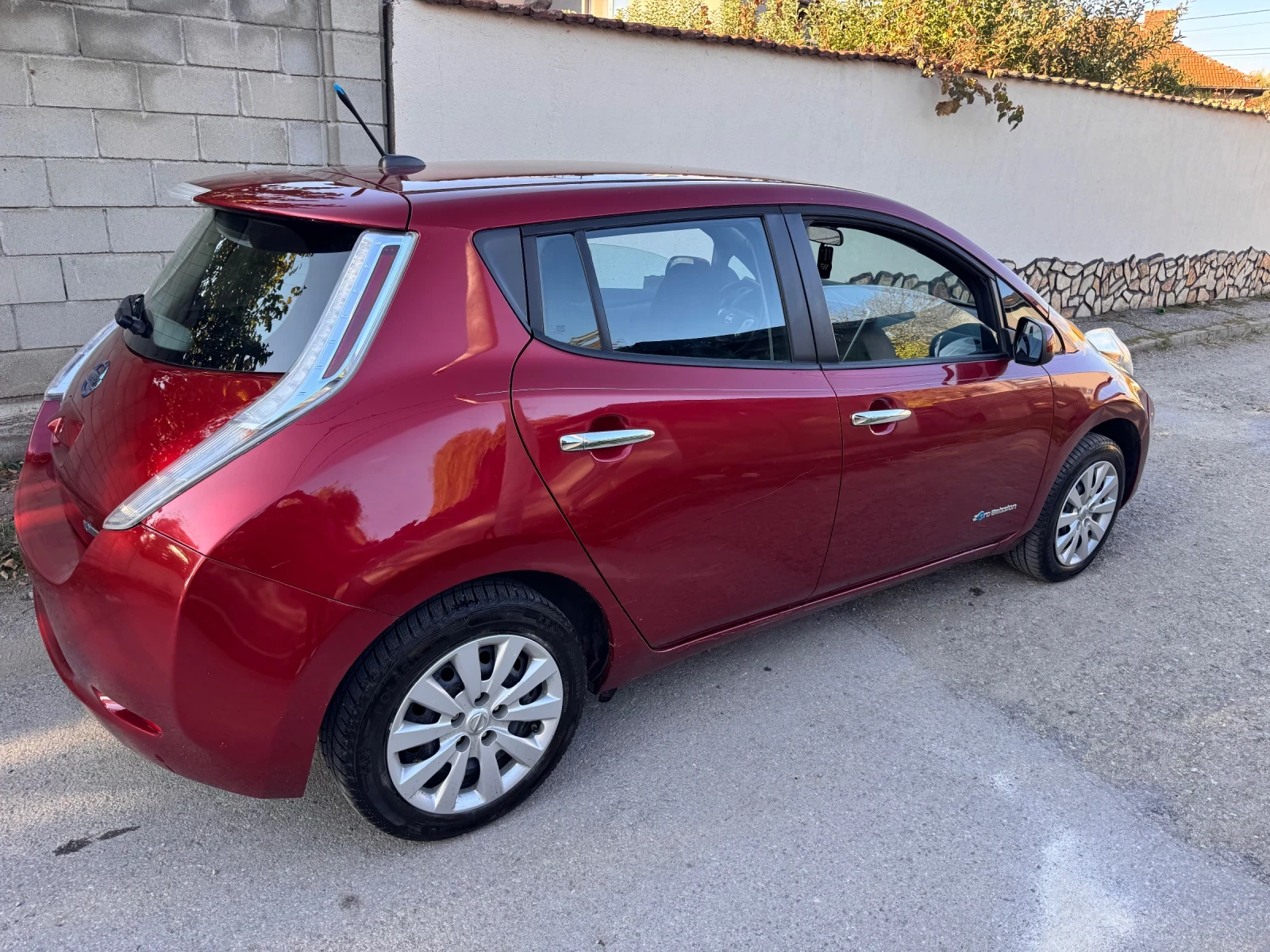 Nissan Leaf  109hp �� 150�� | Mobile.bg � ����������� 11