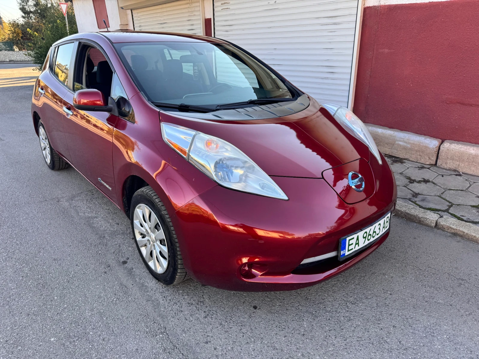 Nissan Leaf  109hp �� 150�� | Mobile.bg � ����������� 1