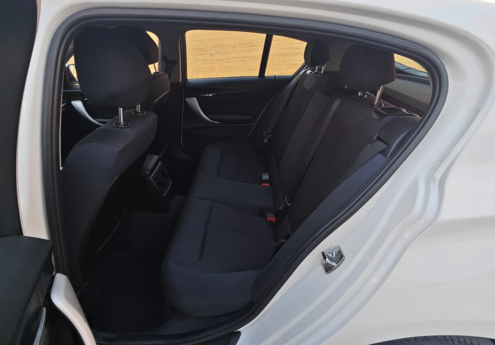 BMW 118 2.0D 143 ks. Avtomat  - изображение 7