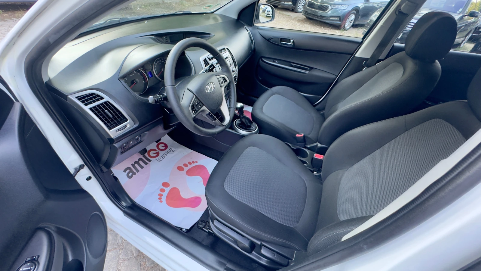Hyundai I20 1.2 БЕНЗИН-ВЕРИГА - изображение 9