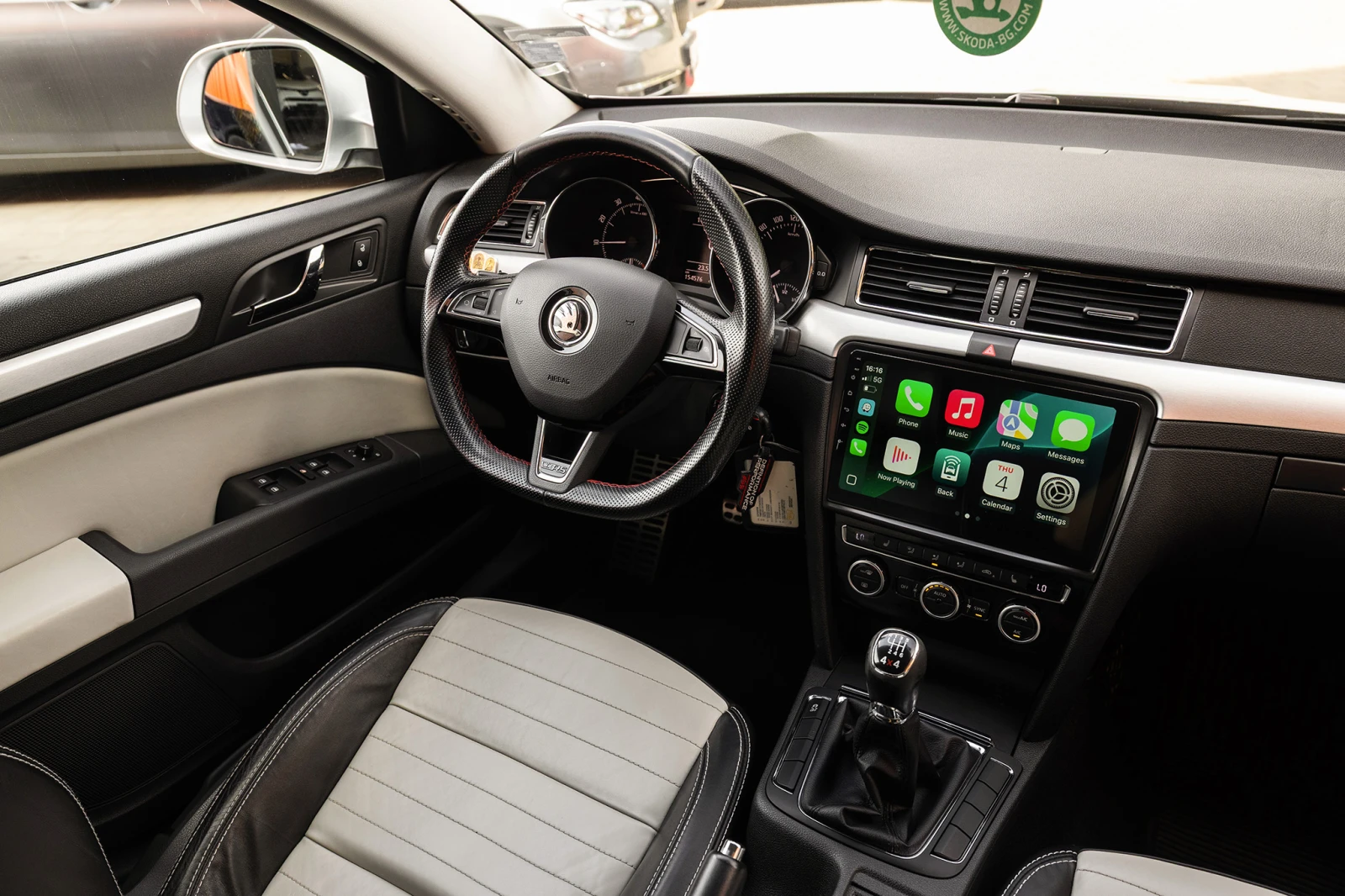 Skoda Superb 320* 44*  *  | Mobile.bg   11