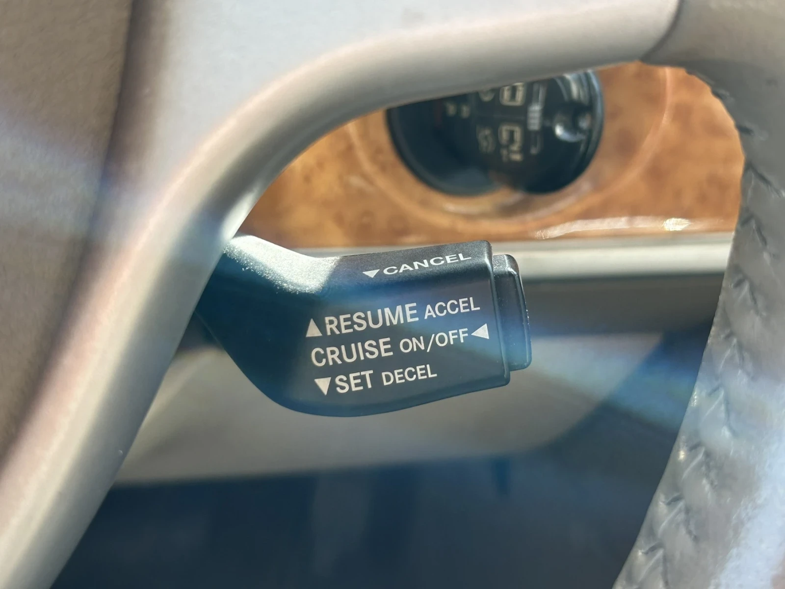 Chrysler Town and Country 3.8i-200ps-7 | Mobile.bg   17