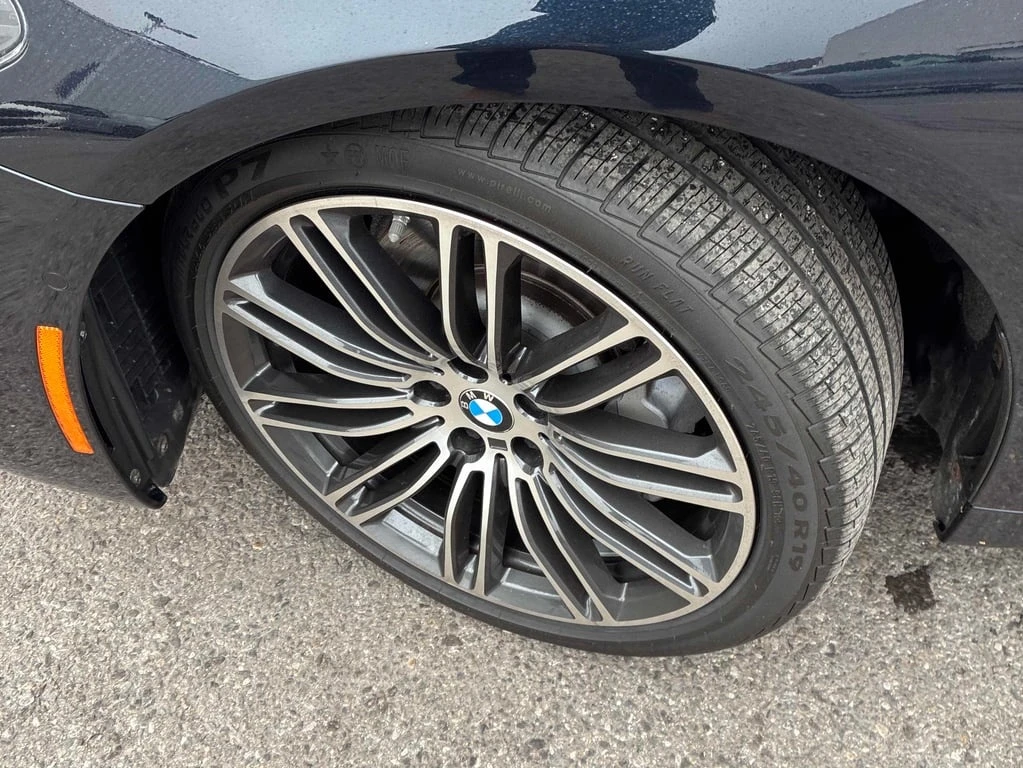 BMW 530 * 530i xDrive * CARFAX * БЕЗ ПЪРВОНАЧАЛНА ВНОСКА - изображение 6