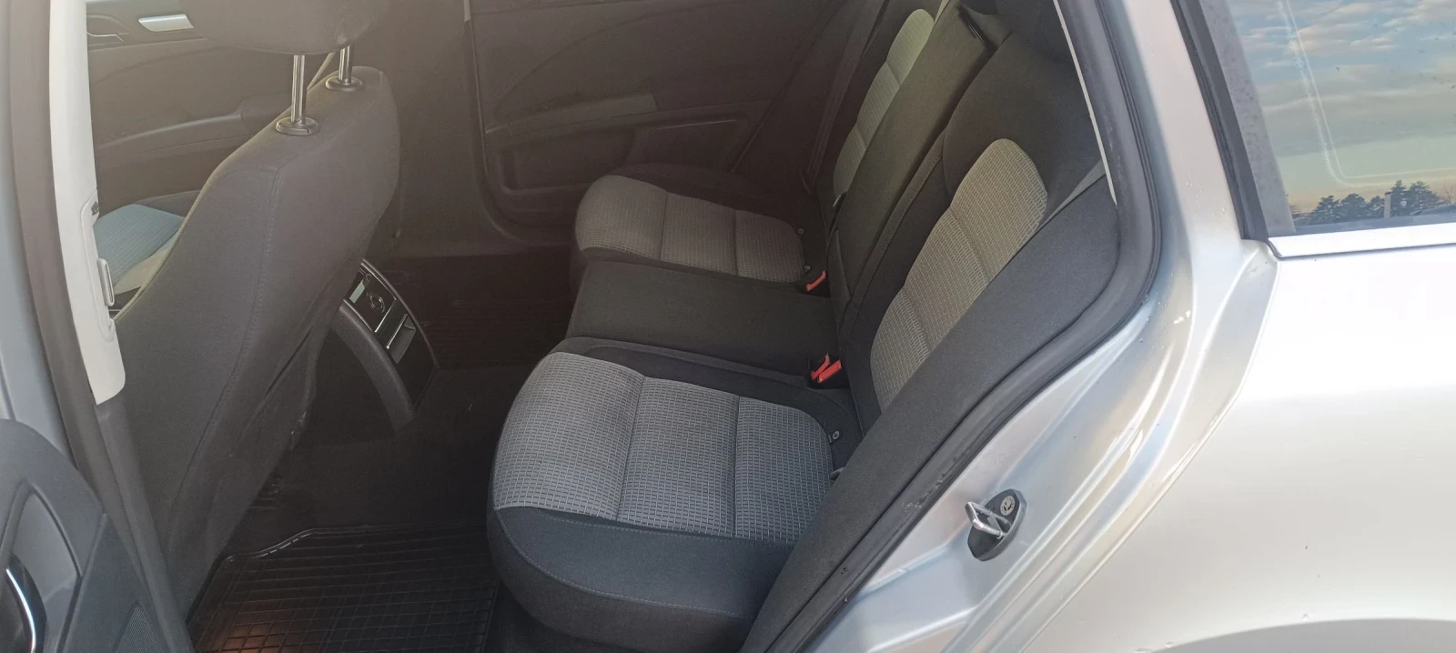 Skoda Superb 1.6 TDI 105k.c  | Mobile.bg � ����������� 14