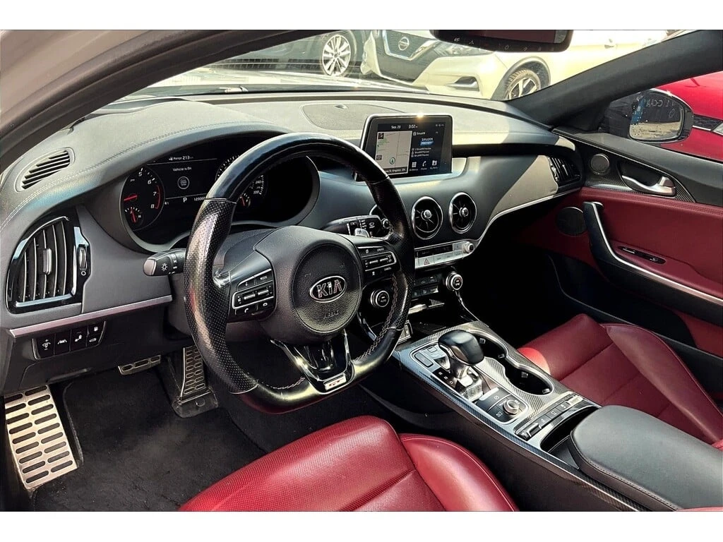 Kia Stinger * GT2 * CARFAX * ���� �� �� | Mobile.bg � ����������� 5