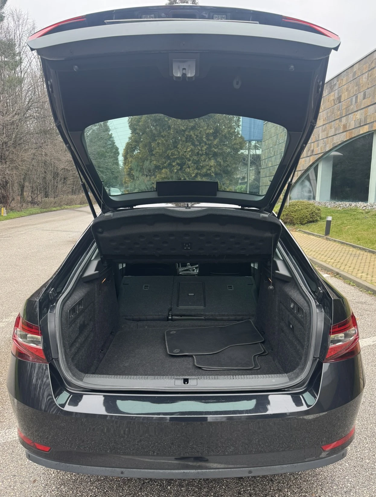 Skoda Superb 2.0TDi * DSG * TOP * ������ * ������ | Mobile.bg � ����������� 13