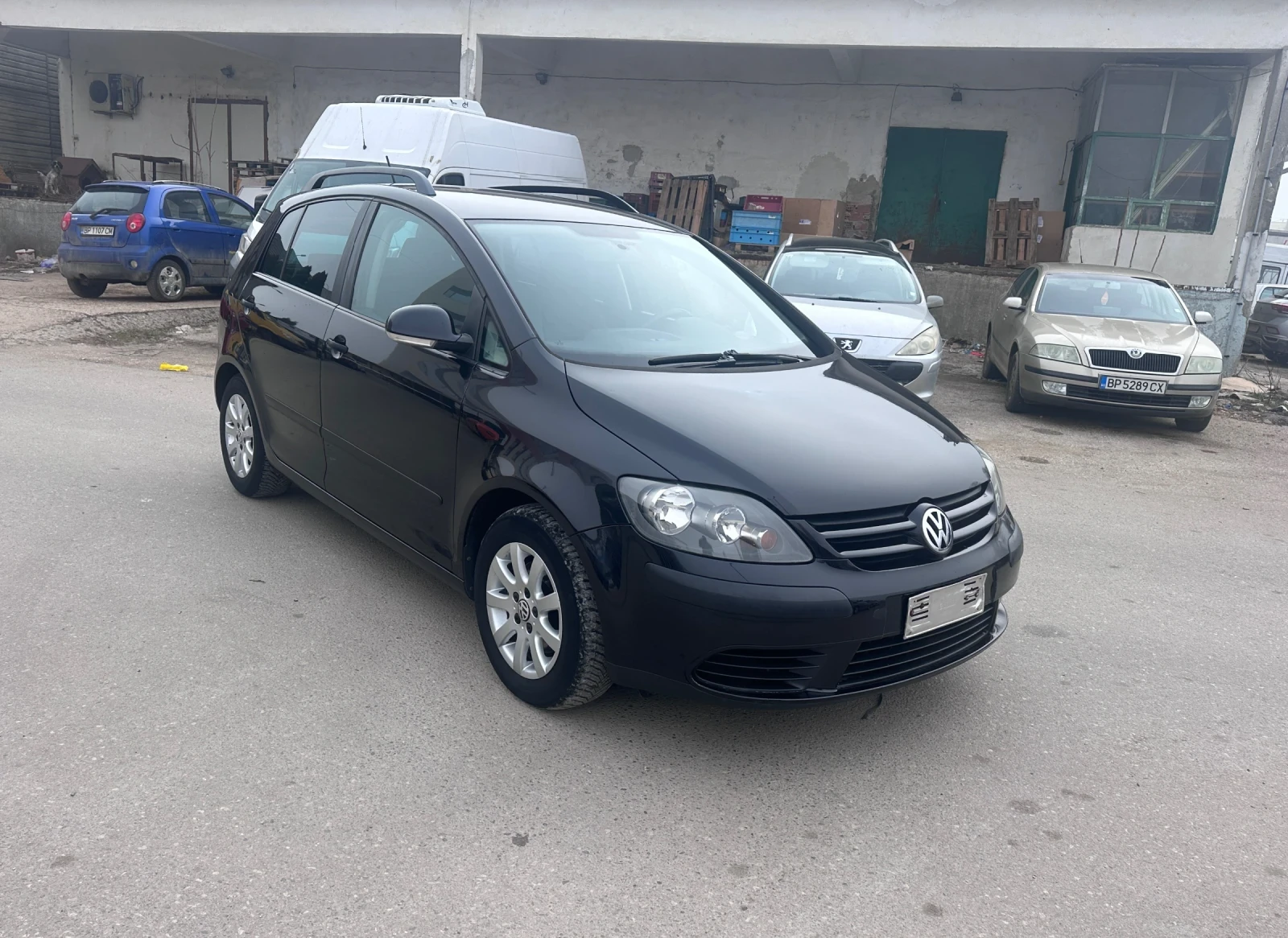 VW Golf Plus FaceLift - 1.9TDI -  КЛИМАТРОНИК, снимка 3 - Автомобили и джипове - 53823046
