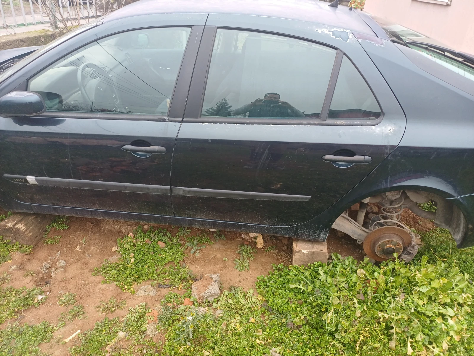 Renault Laguna, снимка 3 - Автомобили и джипове - 53843516