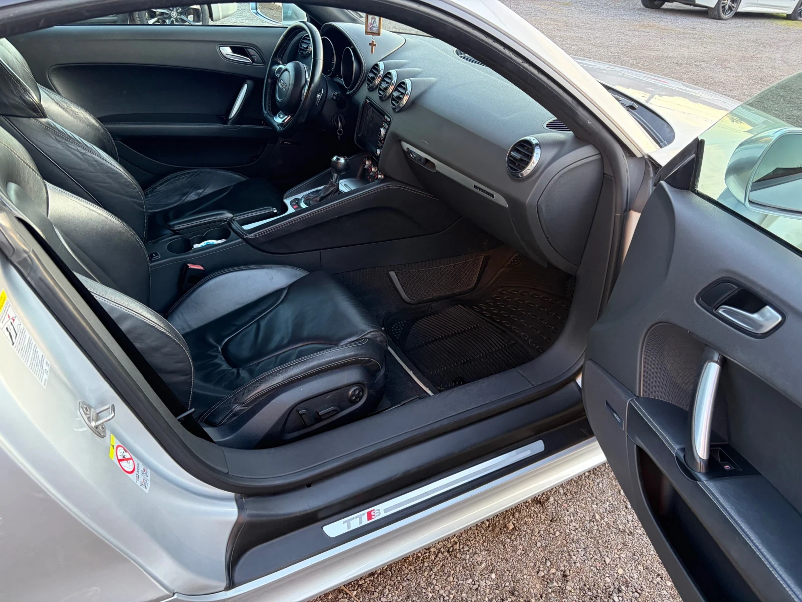 Audi Tt TT-S, снимка 13 - Автомобили и джипове - 54061160