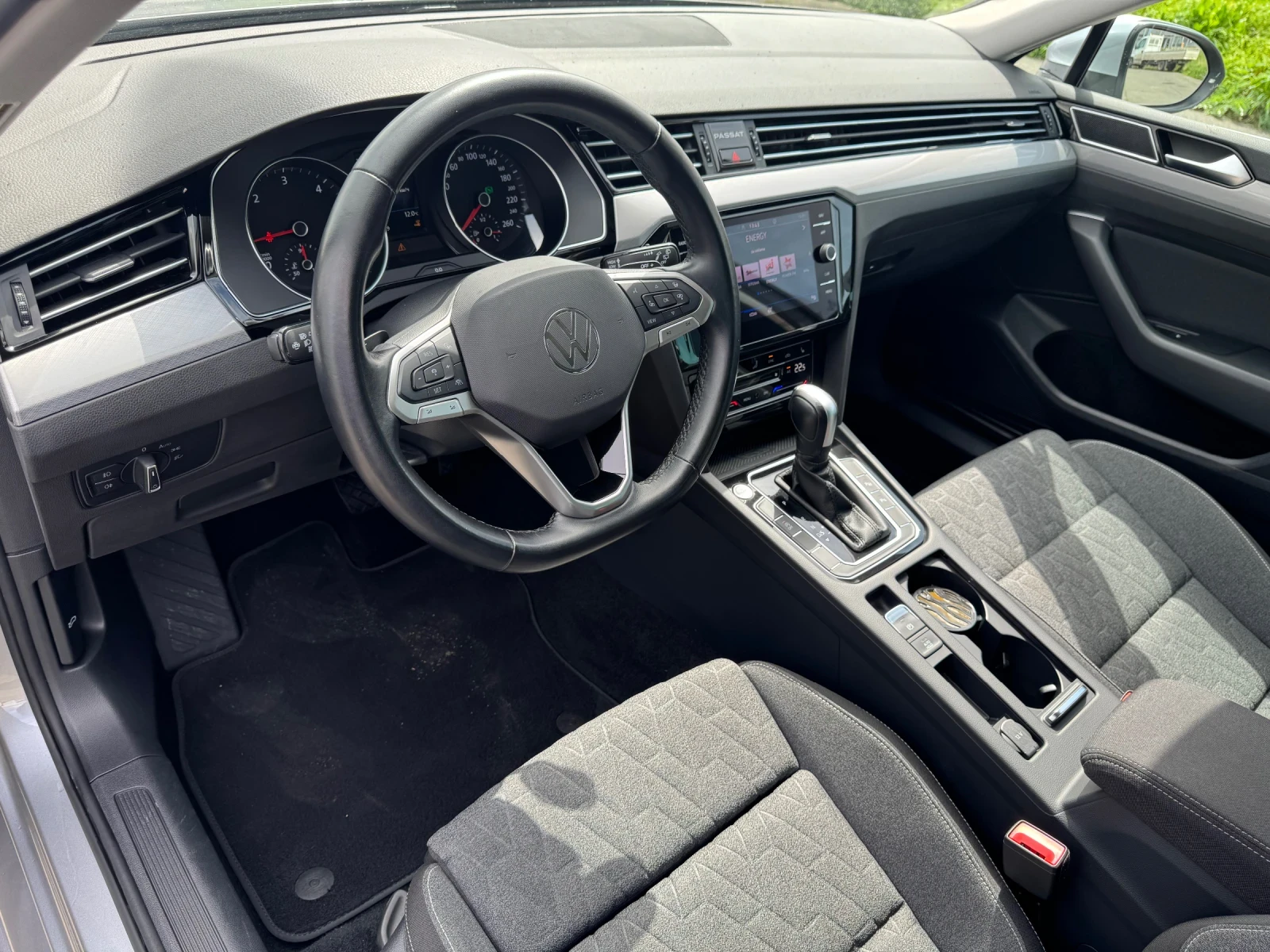 VW Passat B8.5, снимка 8 - Автомобили и джипове - 54082133